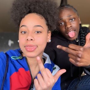 Meet your Posher, Victoria